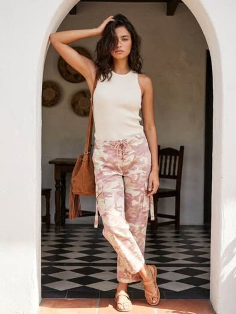 Pink/White Camo Capri